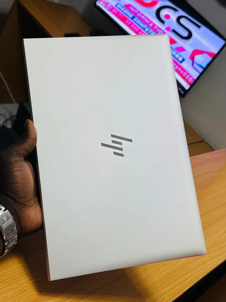  HP EliteBook 840 G7 👉10e generation –Premium 💼