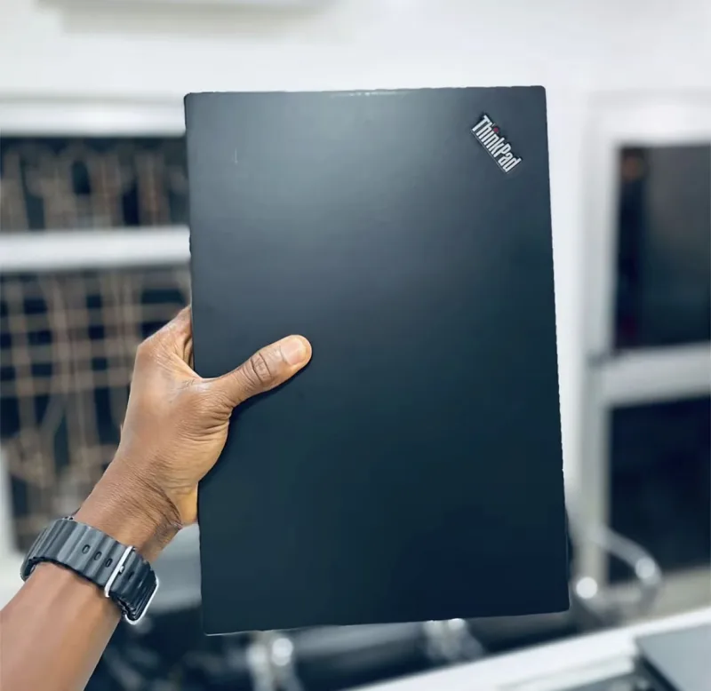 💻 LENOVO THINKPAD T14 core i7 👉11e génération – DISPONIBLE 💻